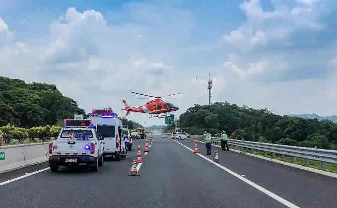 新区高速公路汽车救援案例